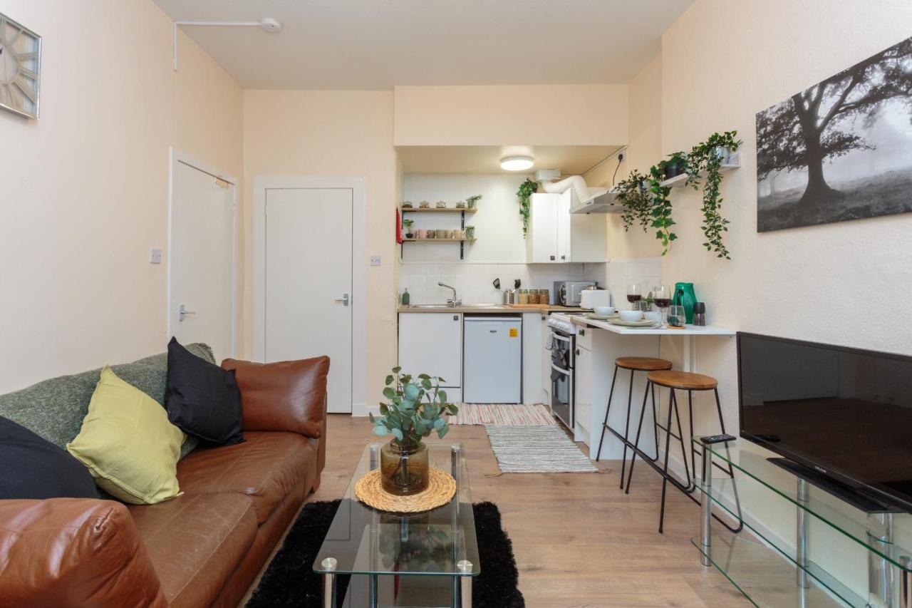 إدنبرة Cozy 1B Groundfloor - 8 Minute From City Centre المظهر الخارجي الصورة