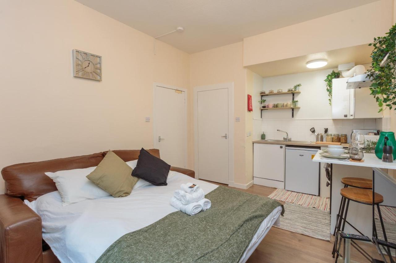 إدنبرة Cozy 1B Groundfloor - 8 Minute From City Centre المظهر الخارجي الصورة