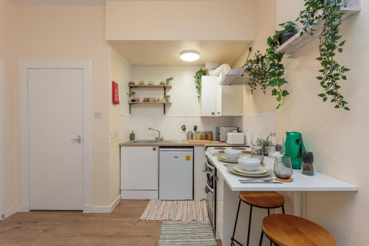 إدنبرة Cozy 1B Groundfloor - 8 Minute From City Centre المظهر الخارجي الصورة