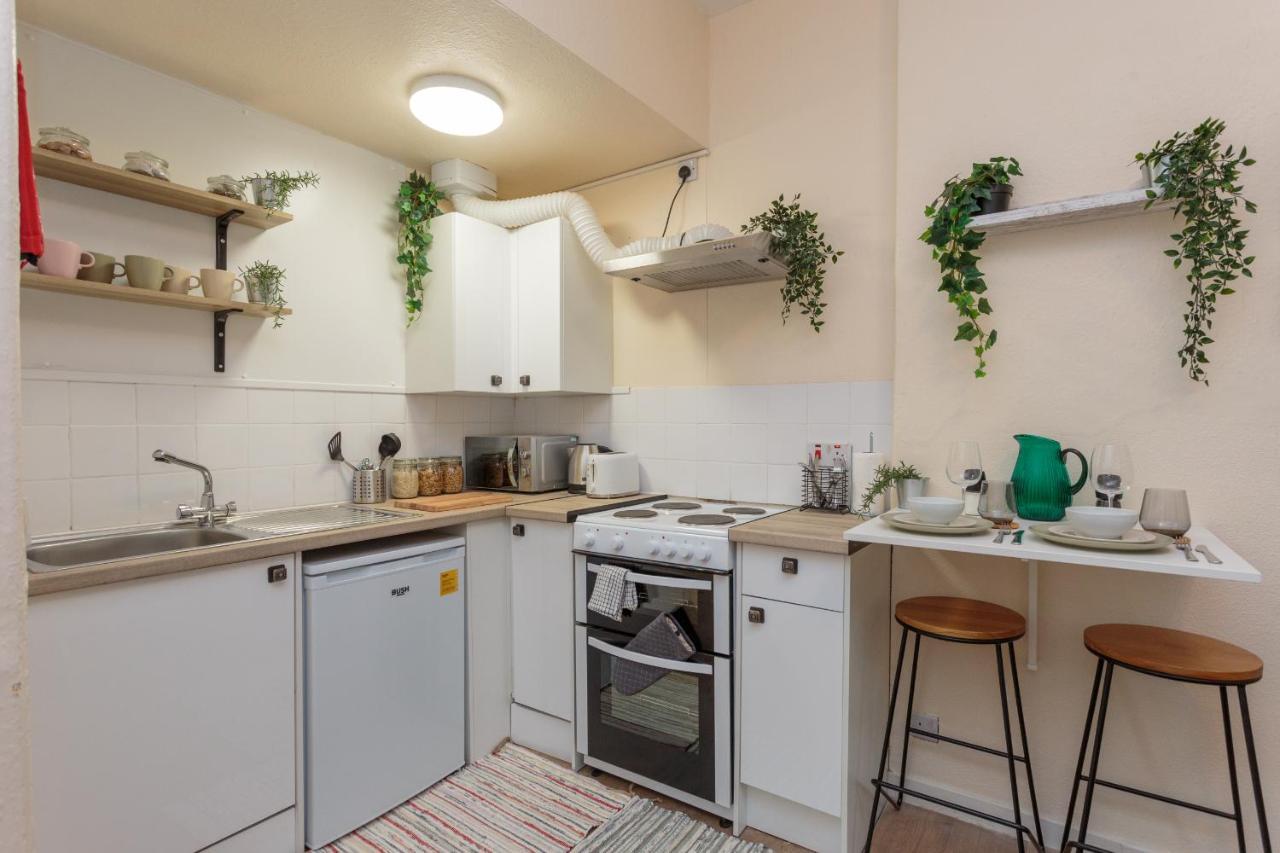 إدنبرة Cozy 1B Groundfloor - 8 Minute From City Centre المظهر الخارجي الصورة